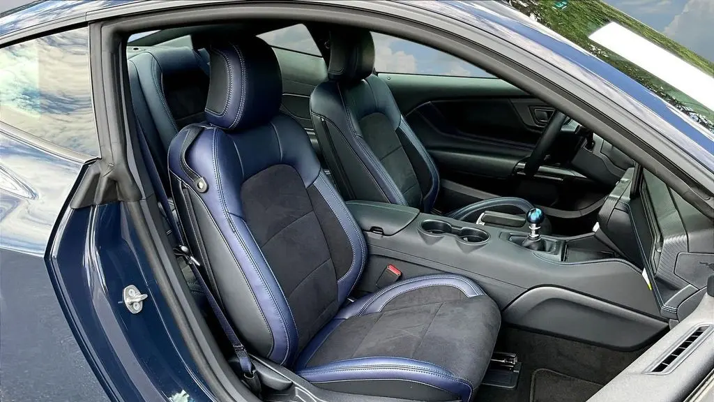 2025 Ford Mustang Dark Horse