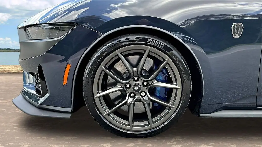 2025 Ford Mustang Dark Horse