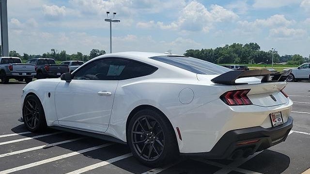 2025 Ford Mustang Dark Horse
