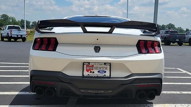 2025 Ford Mustang Dark Horse