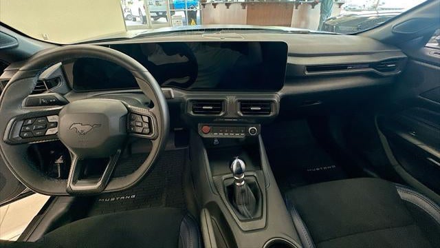 2025 Ford Mustang Dark Horse