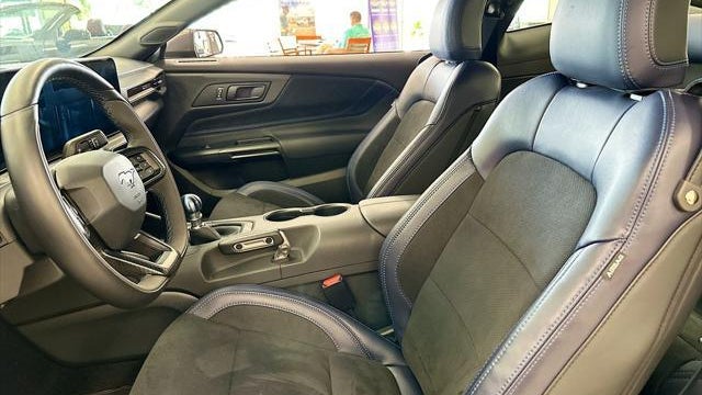 2025 Ford Mustang Dark Horse