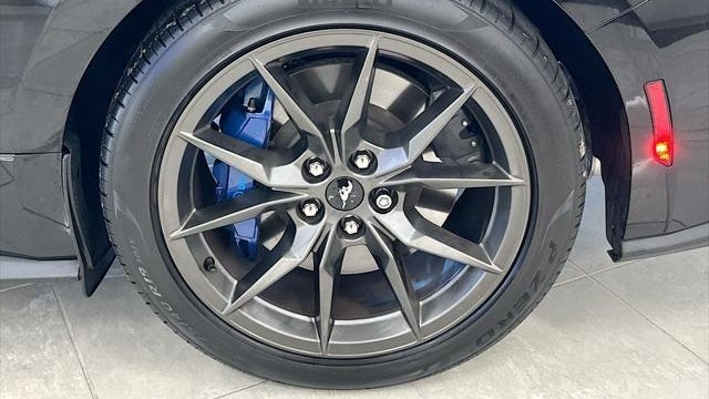 2025 Ford Mustang Dark Horse