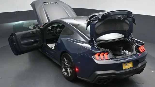 2026 Ford Mustang Dark Horse
