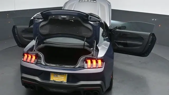 2026 Ford Mustang Dark Horse
