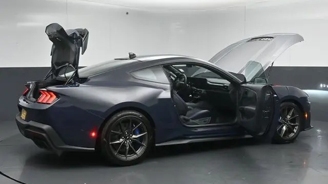 2026 Ford Mustang Dark Horse