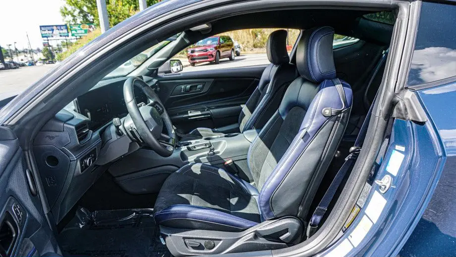 2024 Ford Mustang Dark Horse