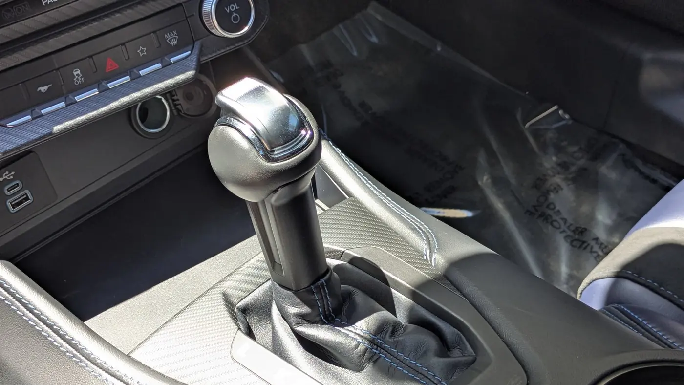 2025 Ford Mustang Dark Horse