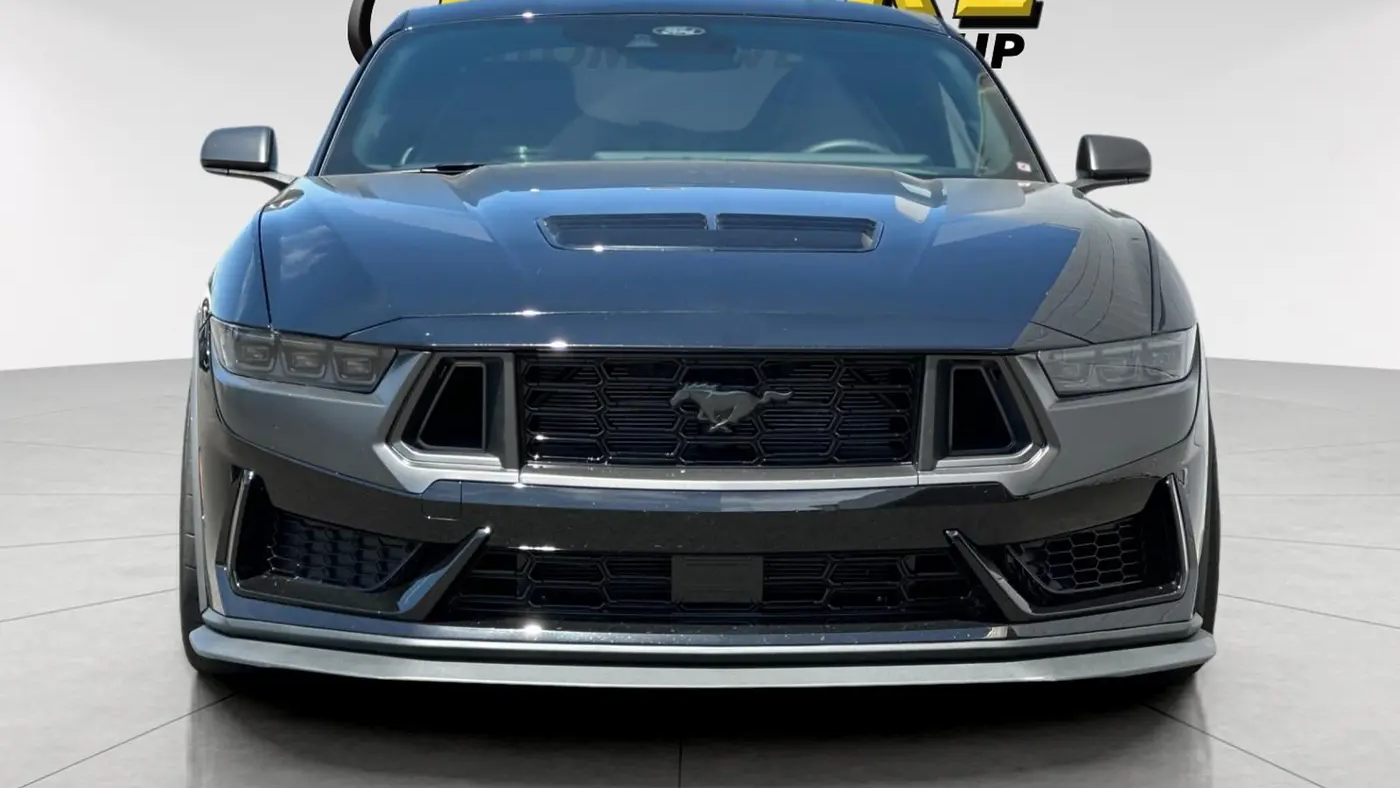 2025 Ford Mustang Dark Horse