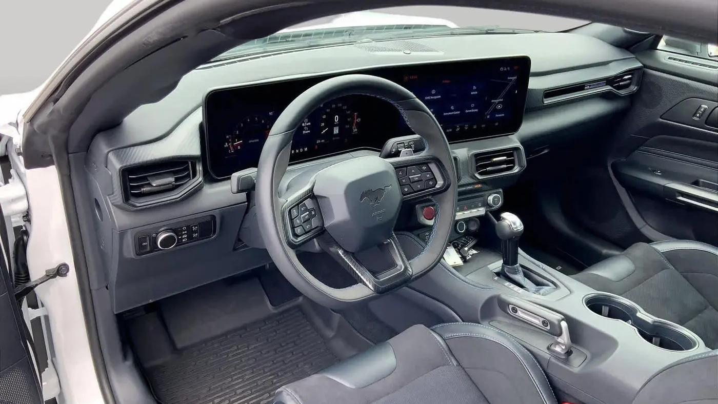 2025 Ford Mustang Dark Horse