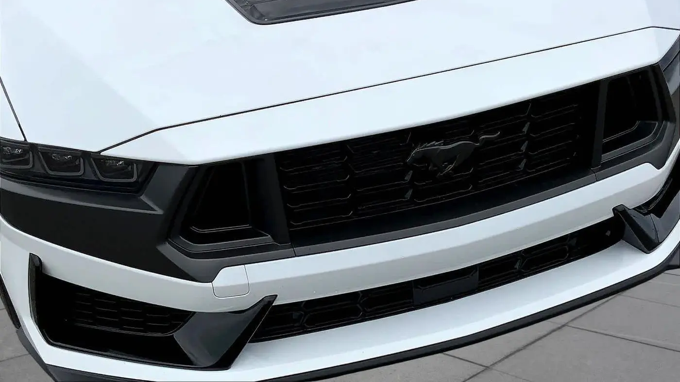 2025 Ford Mustang Dark Horse