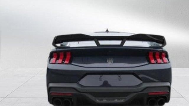 2025 Ford Mustang Dark Horse