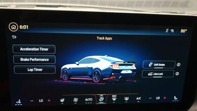 2025 Ford Mustang Dark Horse