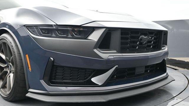 2025 Ford Mustang Dark Horse