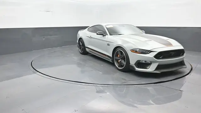 2022 Ford Mustang Mach 1