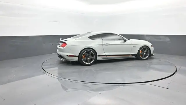 2022 Ford Mustang Mach 1