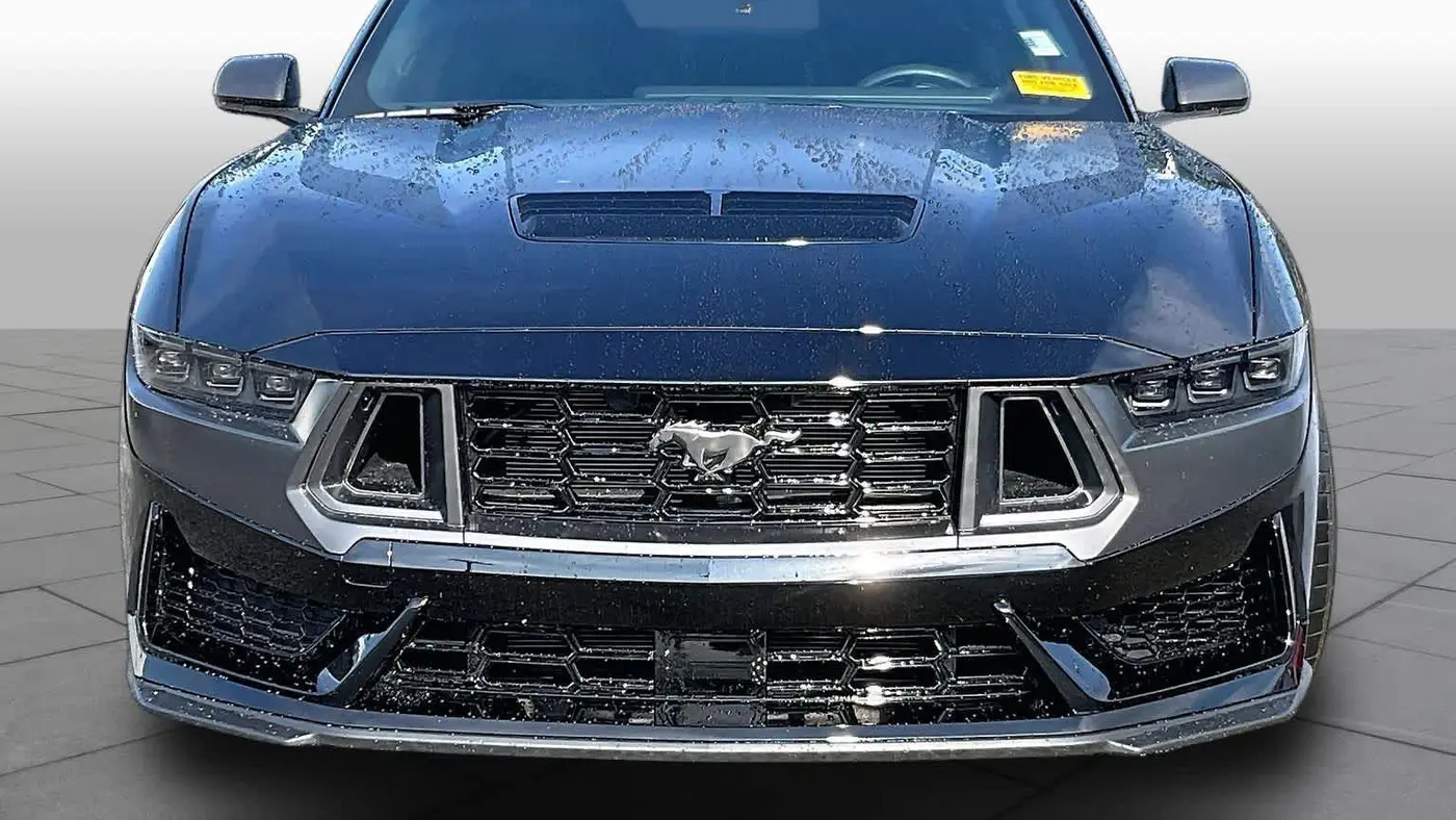 2025 Ford Mustang Dark Horse