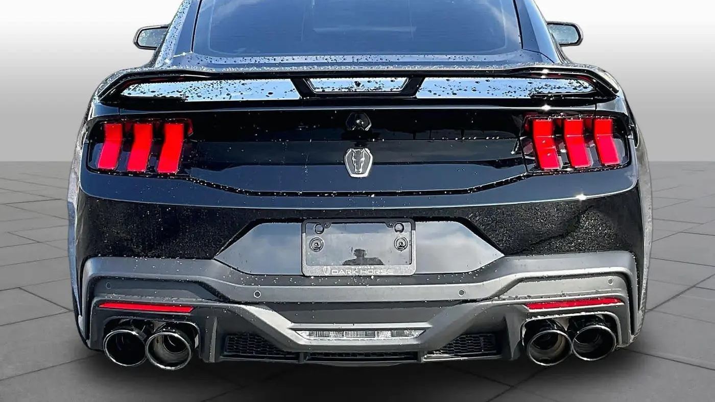 2025 Ford Mustang Dark Horse