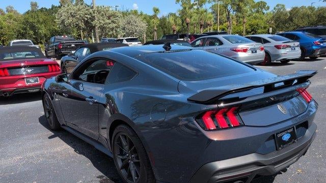 2025 Ford Mustang Dark Horse