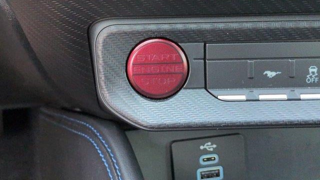 2025 Ford Mustang Dark Horse