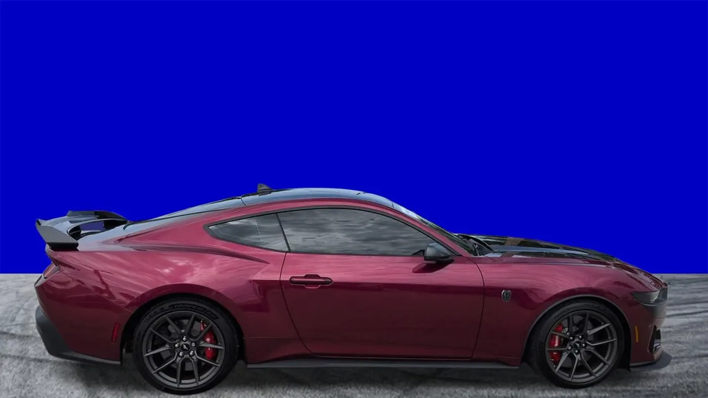 2025 Ford Mustang Dark Horse