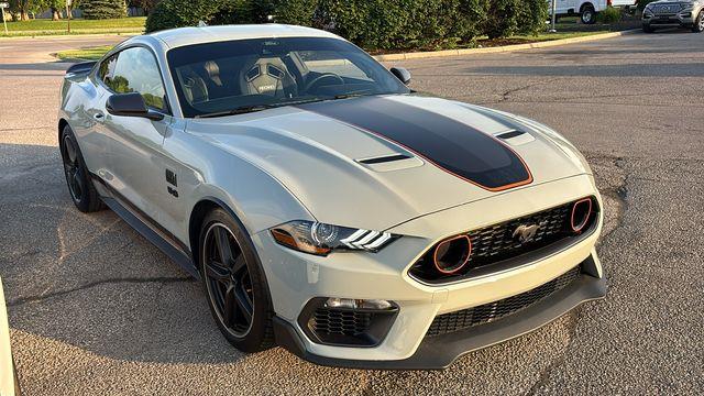 2022 Ford Mustang Mach 1