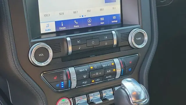 2022 Ford Mustang Mach 1