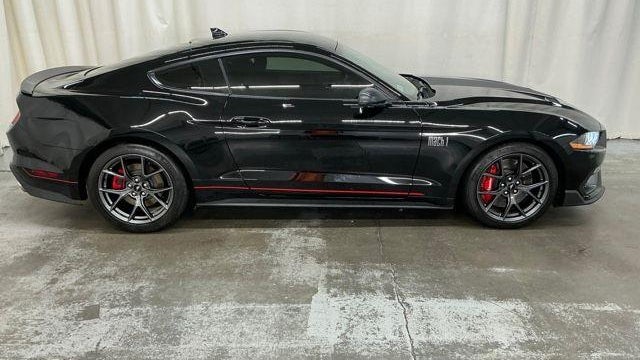 2022 Ford Mustang Mach 1