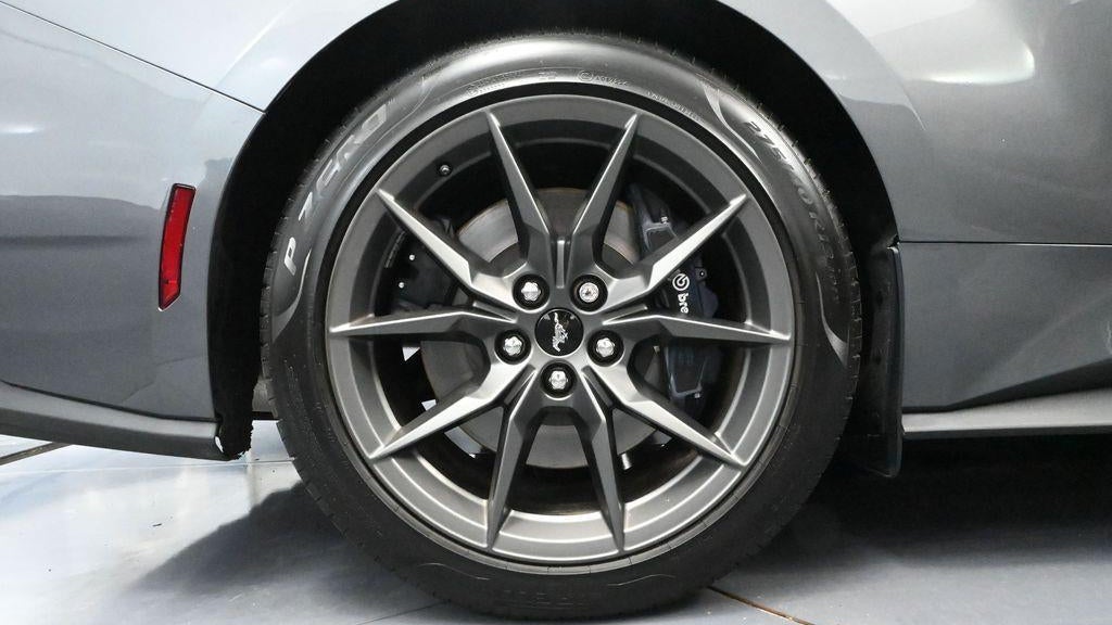 2024 Ford Mustang Dark Horse