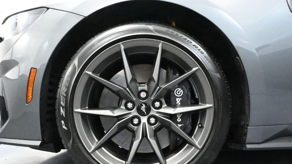 2024 Ford Mustang Dark Horse