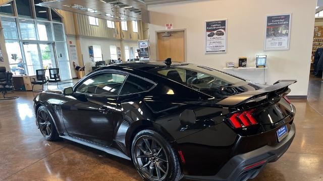 2025 Ford Mustang Dark Horse