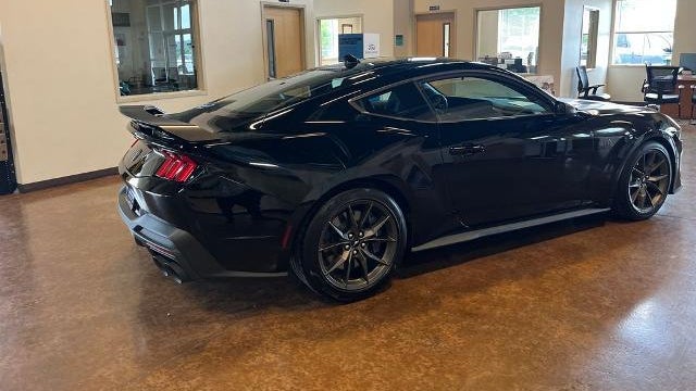 2025 Ford Mustang Dark Horse