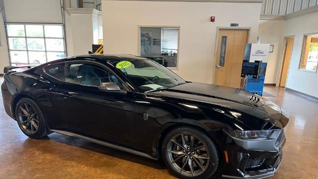 2025 Ford Mustang Dark Horse