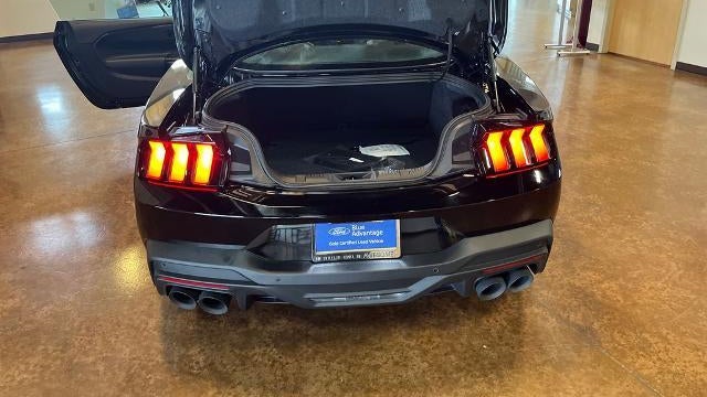2025 Ford Mustang Dark Horse