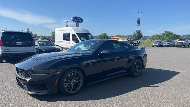 2025 Ford Mustang Dark Horse