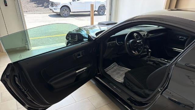 2022 Ford Mustang Mach 1