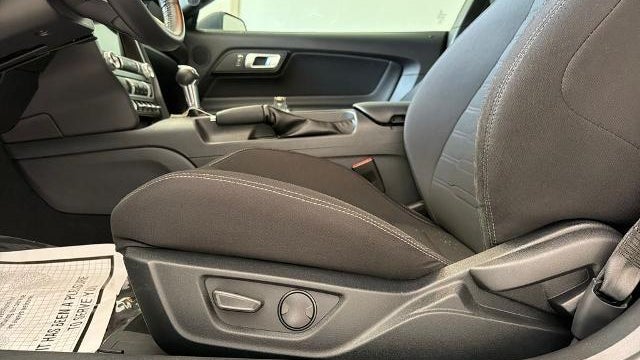 2022 Ford Mustang Mach 1