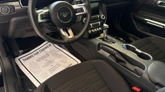 2022 Ford Mustang Mach 1