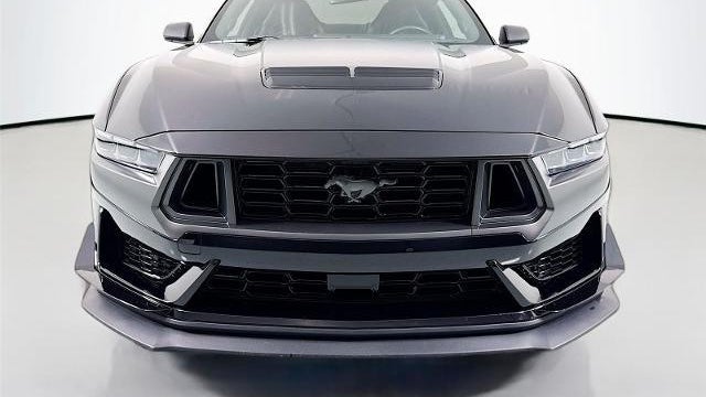 2025 Ford Mustang Dark Horse
