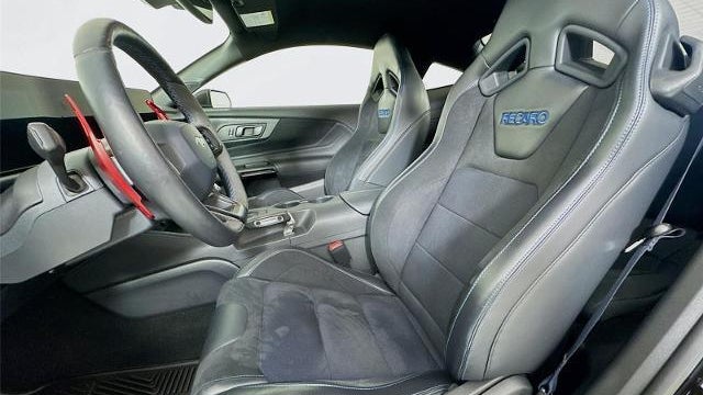2025 Ford Mustang Dark Horse