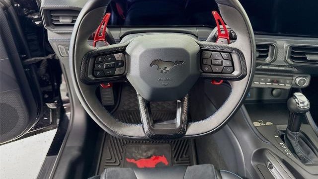 2025 Ford Mustang Dark Horse