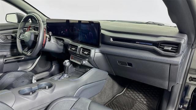 2025 Ford Mustang Dark Horse