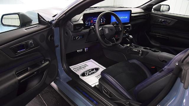 2025 Ford Mustang Dark Horse