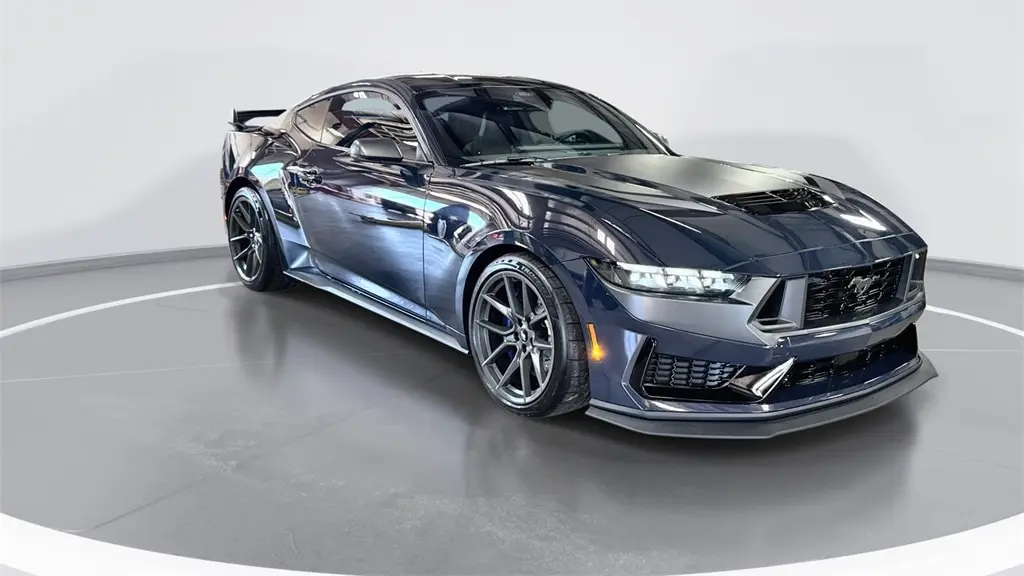 2025 Ford Mustang Dark Horse