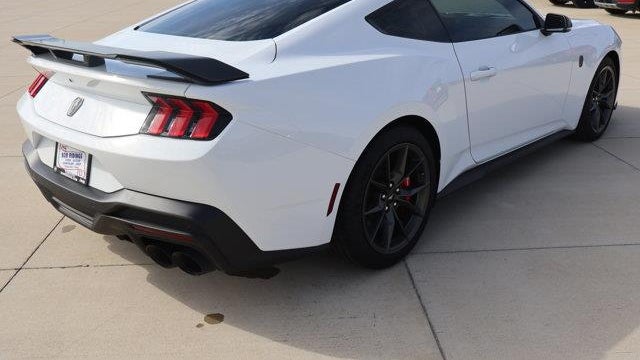 2025 Ford Mustang Dark Horse
