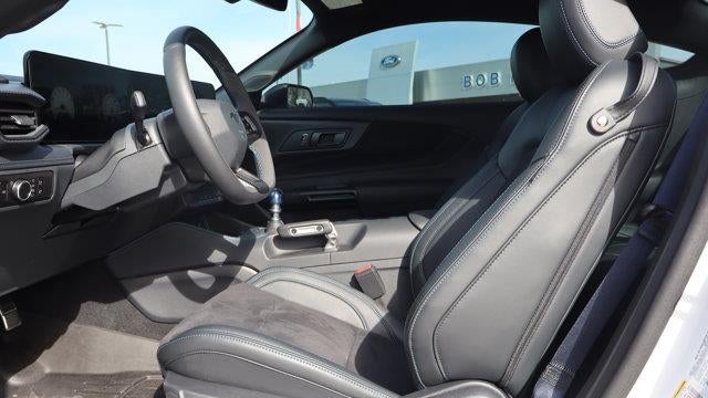 2025 Ford Mustang Dark Horse