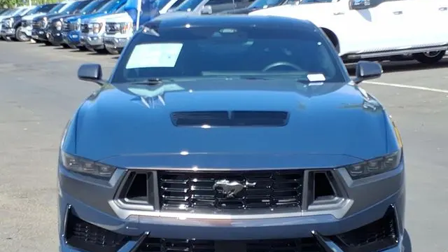 2025 Ford Mustang Dark Horse