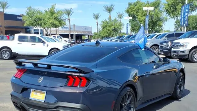 2025 Ford Mustang Dark Horse
