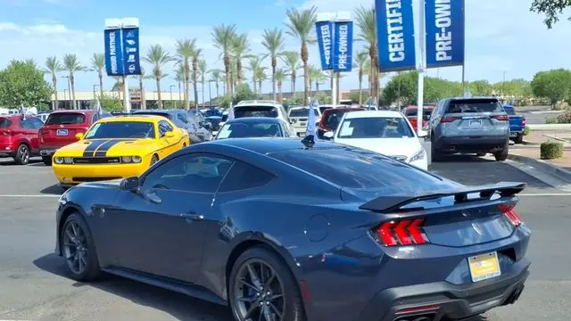 2025 Ford Mustang Dark Horse