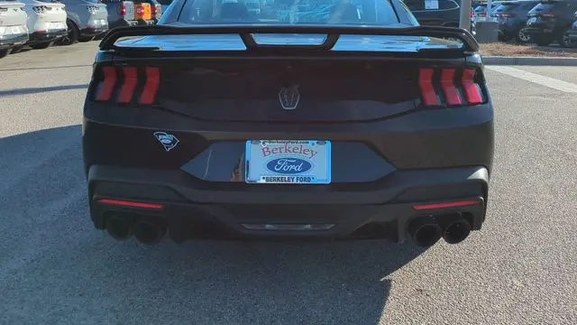 2025 Ford Mustang Dark Horse
